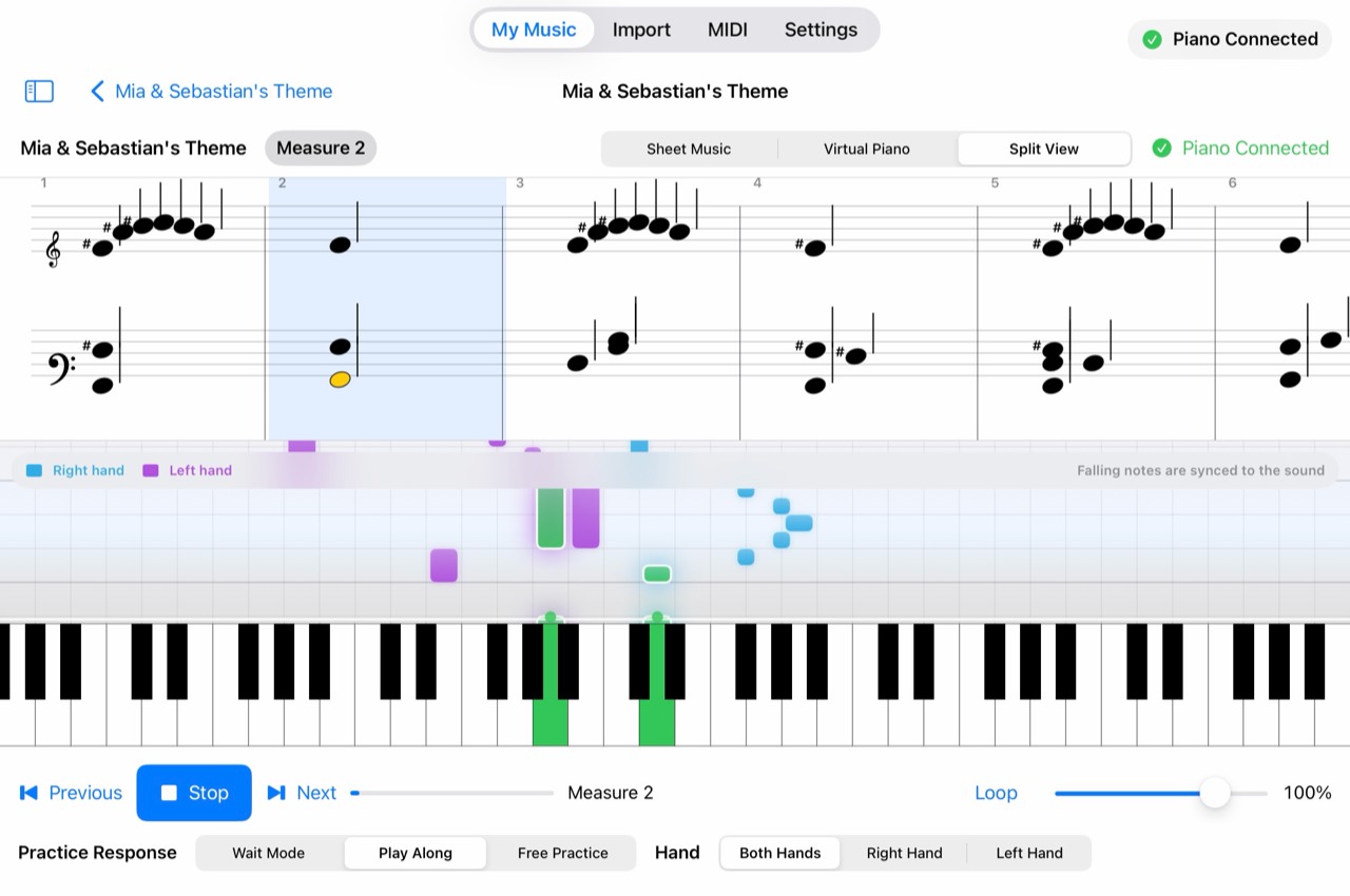 PianoCoach Split View with sheet music, falling notes and a full piano keyboard